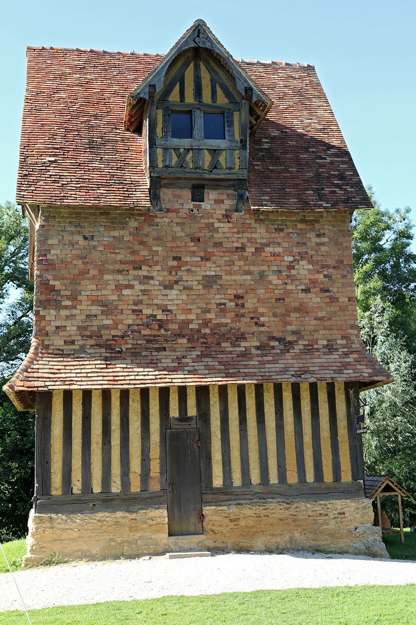 Chateau de Crèvecoeur